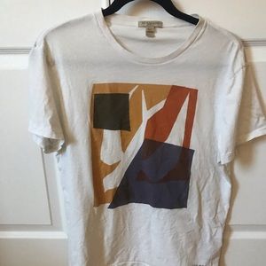 Burberry t-shirt / make an offer